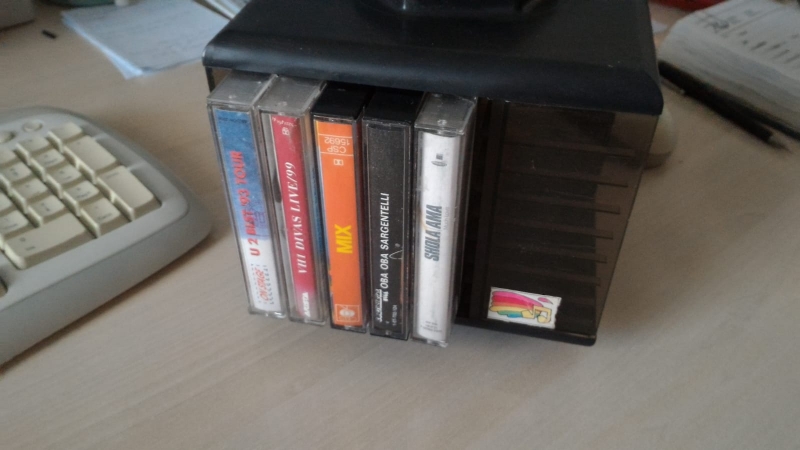 Porta cassette stereo 4 Musica e Film