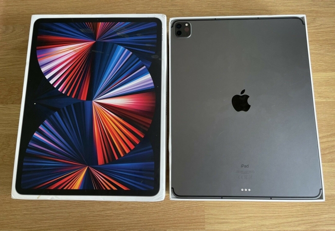 Apple iPad Pro con Chip M1 - 12,9 pollici  Informatica