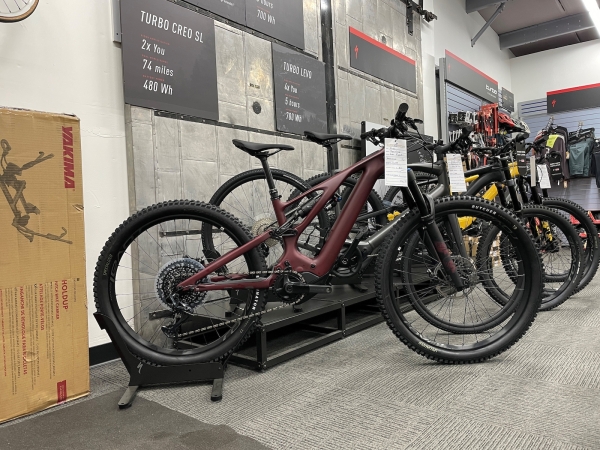 2022 Specialized Turbo Expert Biciclette